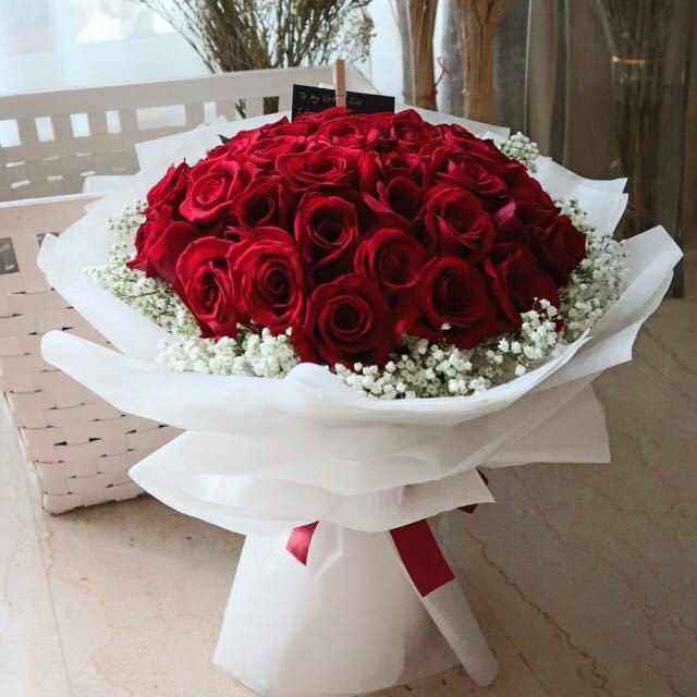 Lovely Red Rose flowers