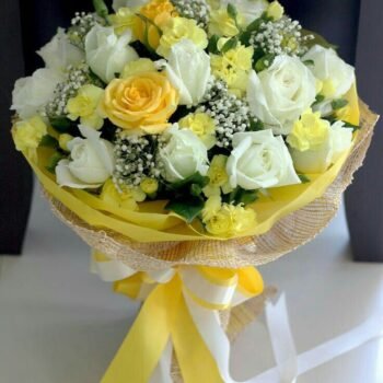 Well Wishers Mix Rose bouquet