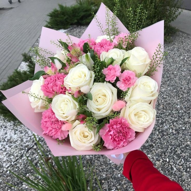 Lovely Pink rose flowers bouquet